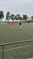 Entrenamiento en un campo de fútbol